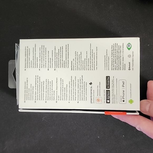 Plantronics over the ear Bluetooth headset - Picture 4 of 4